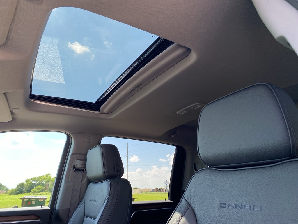 2025 GMC Sierra 2500 HD Denali