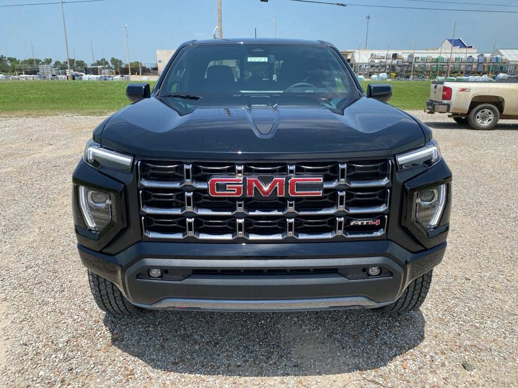 2025 GMC Canyon AT4