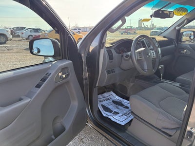 2016 Nissan Frontier SV