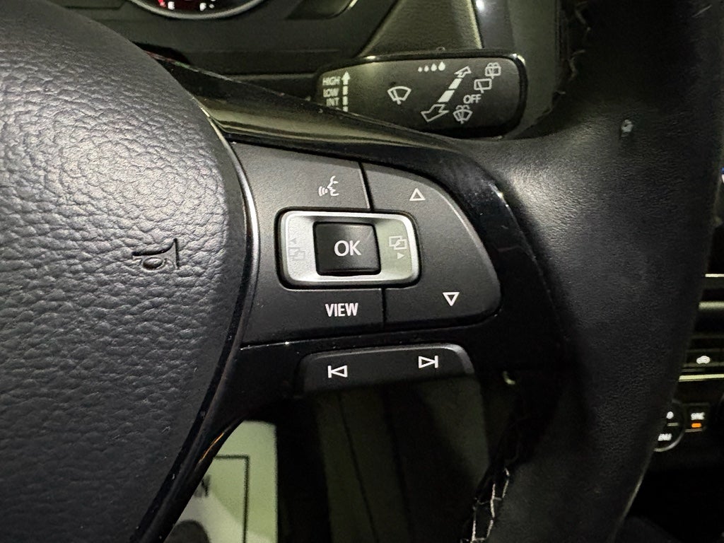 2020 Volkswagen Tiguan 2.0T SE R-Line Black