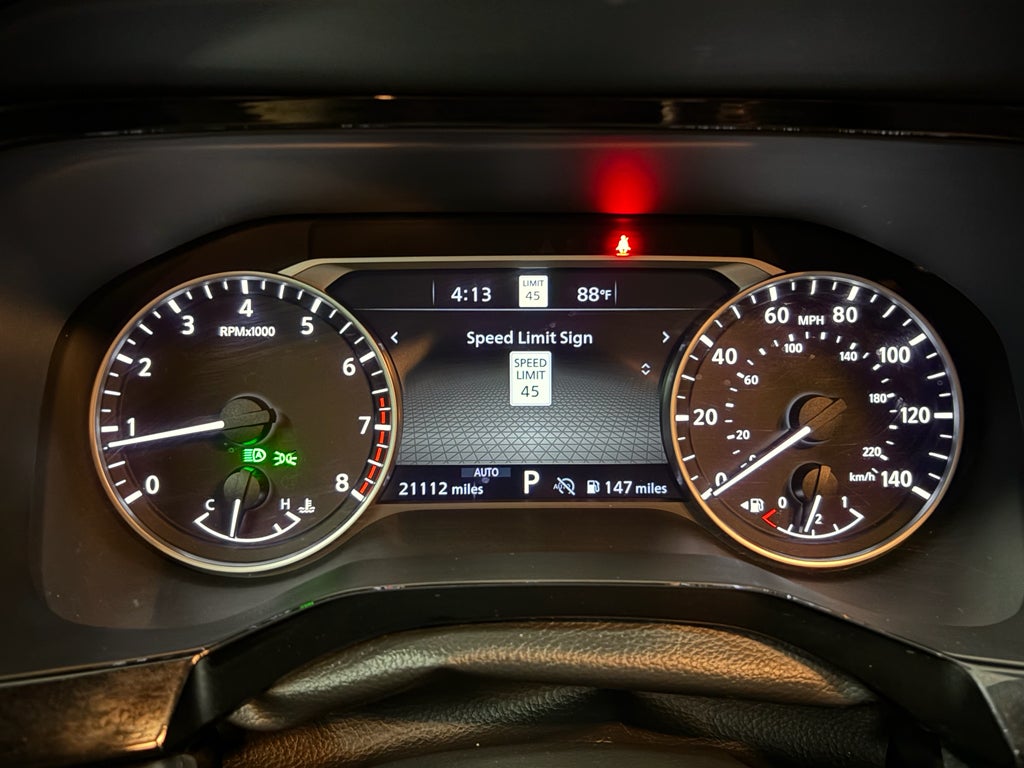 2024 Nissan Pathfinder SL 4WD