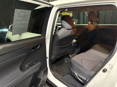 2020 Toyota Highlander LE