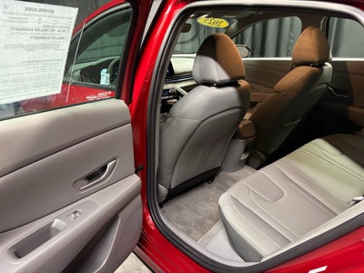 2025 Hyundai Elantra SEL Convenience