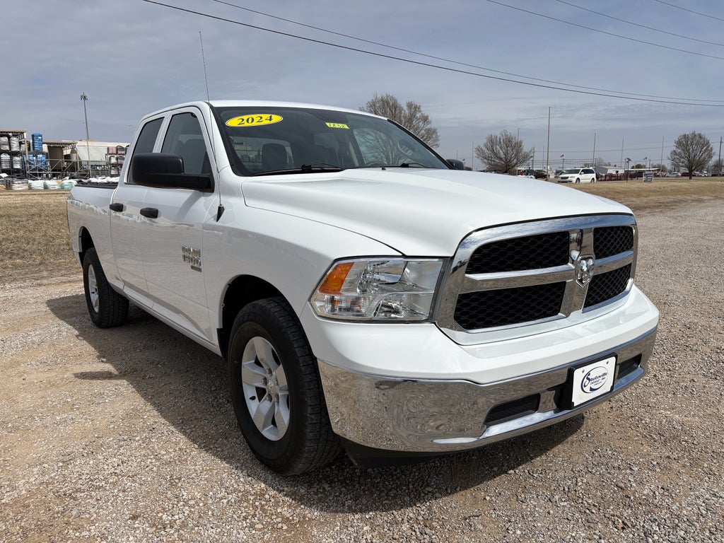 2024 RAM 1500 Classic SLT Quad Cab 4x2 6'4" Box