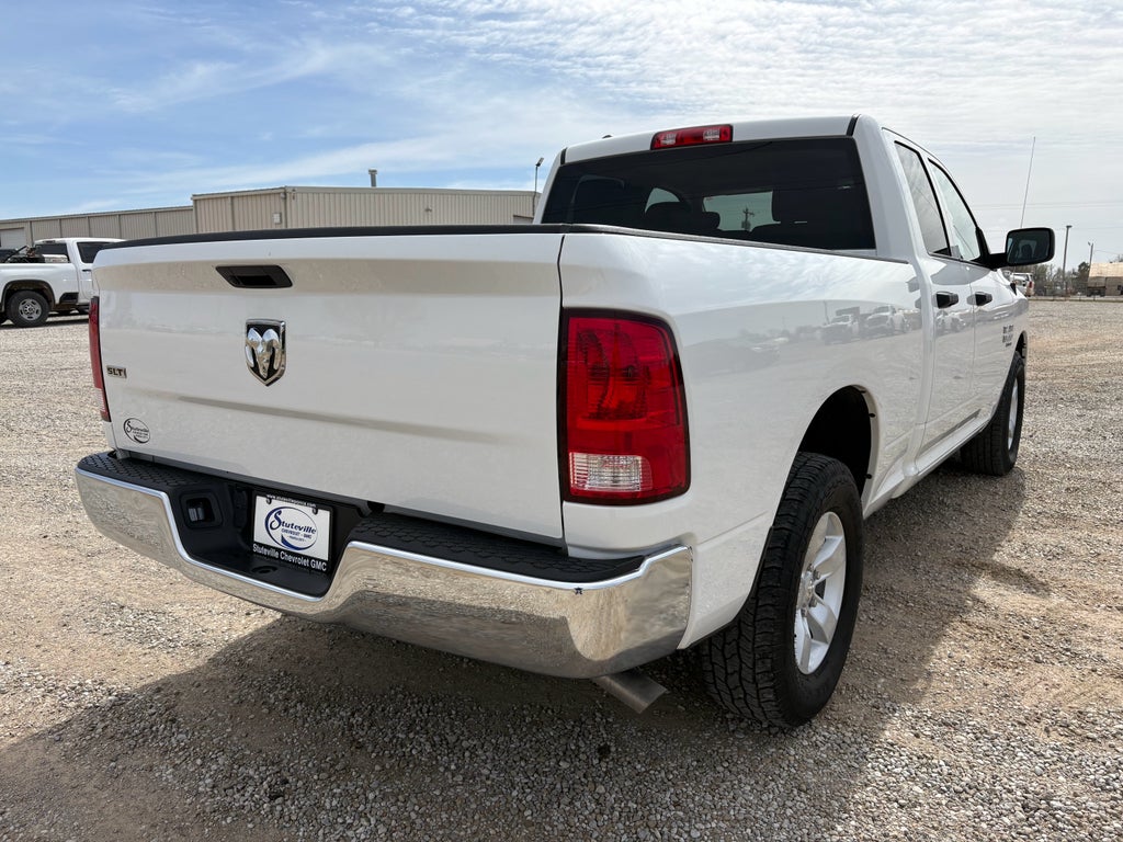 2024 RAM 1500 Classic SLT Quad Cab 4x2 6'4" Box
