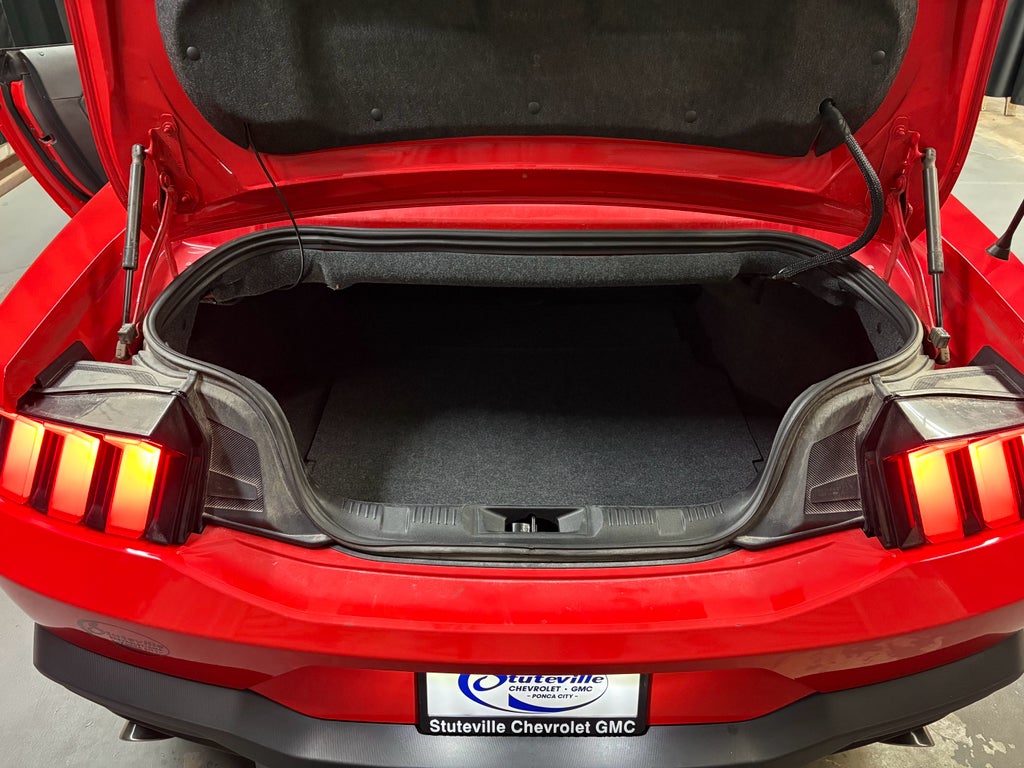 2025 Ford Mustang EcoBoost