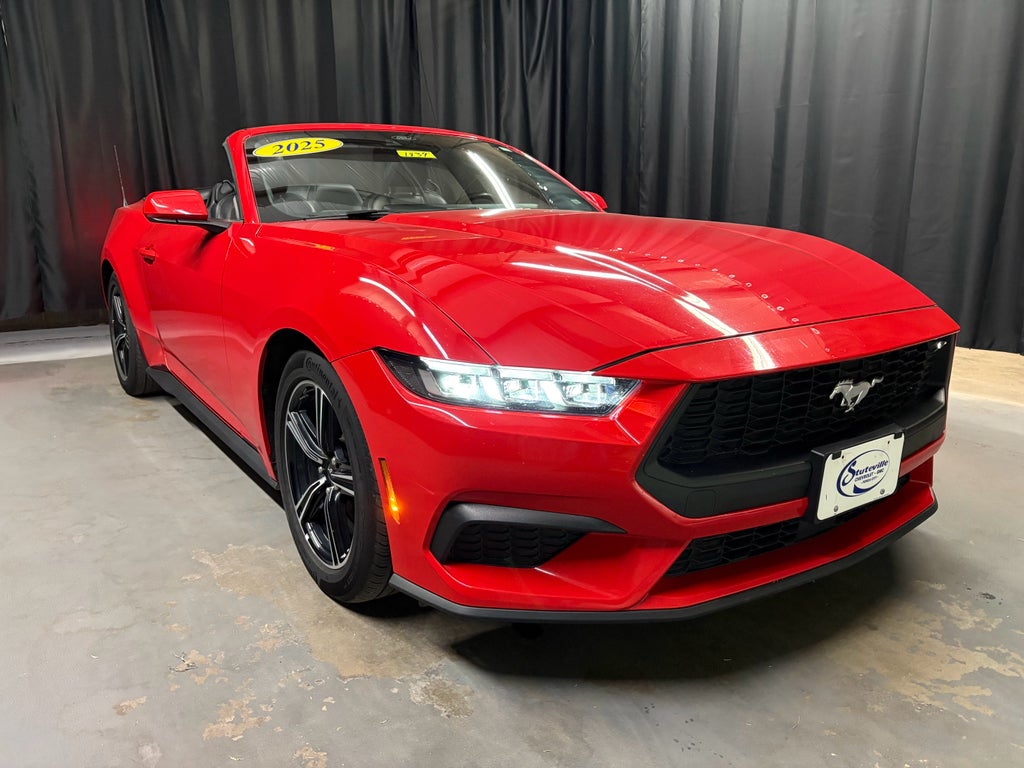 2025 Ford Mustang EcoBoost