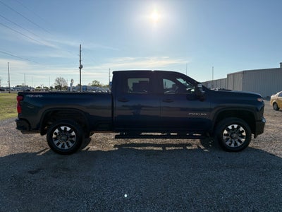 2022 Chevrolet Silverado 2500 HD Custom