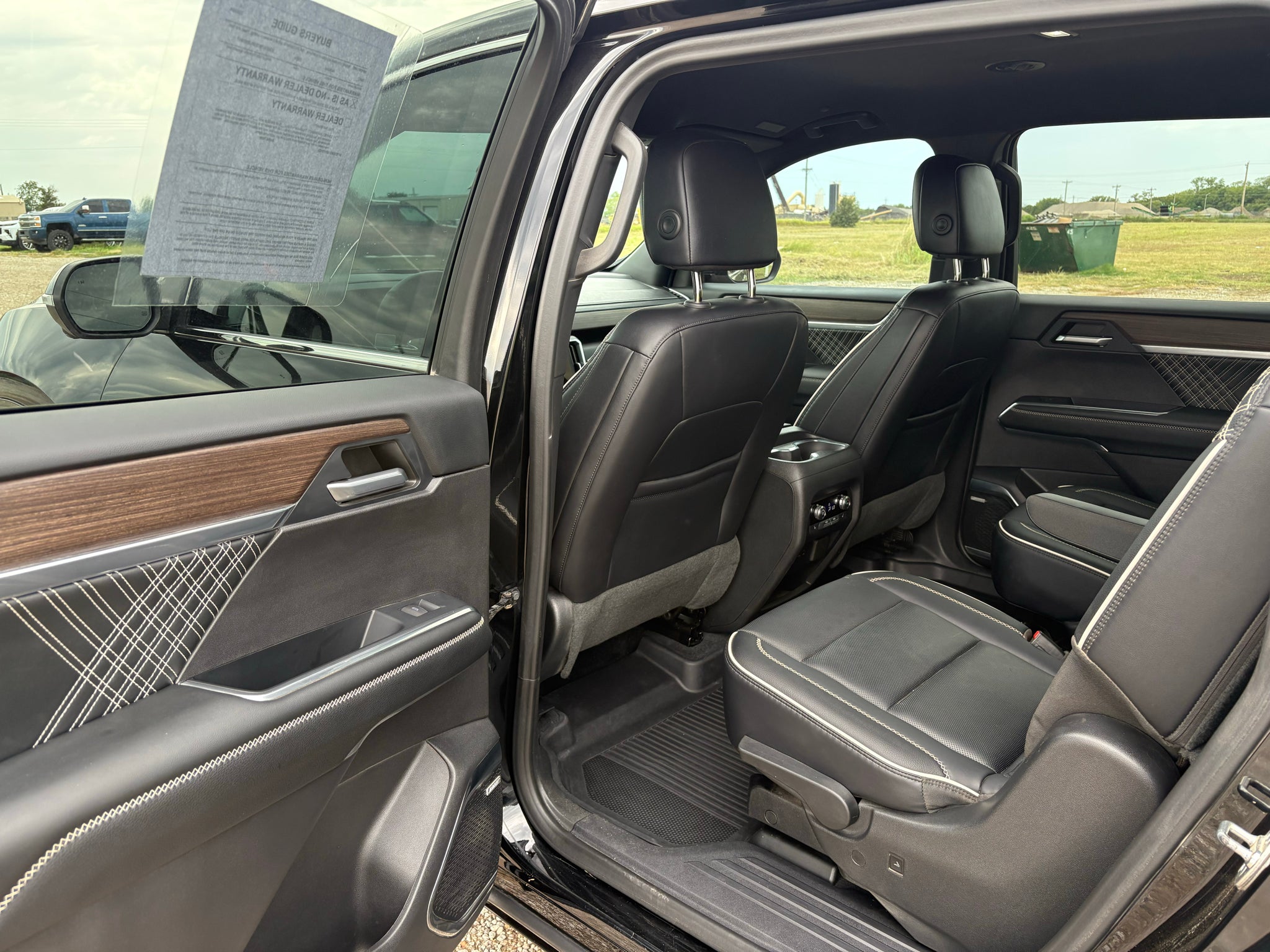2024 GMC Acadia Denali