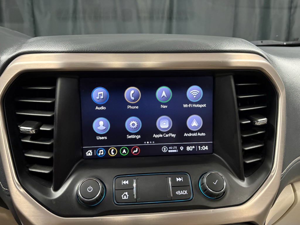 2023 GMC Acadia Denali