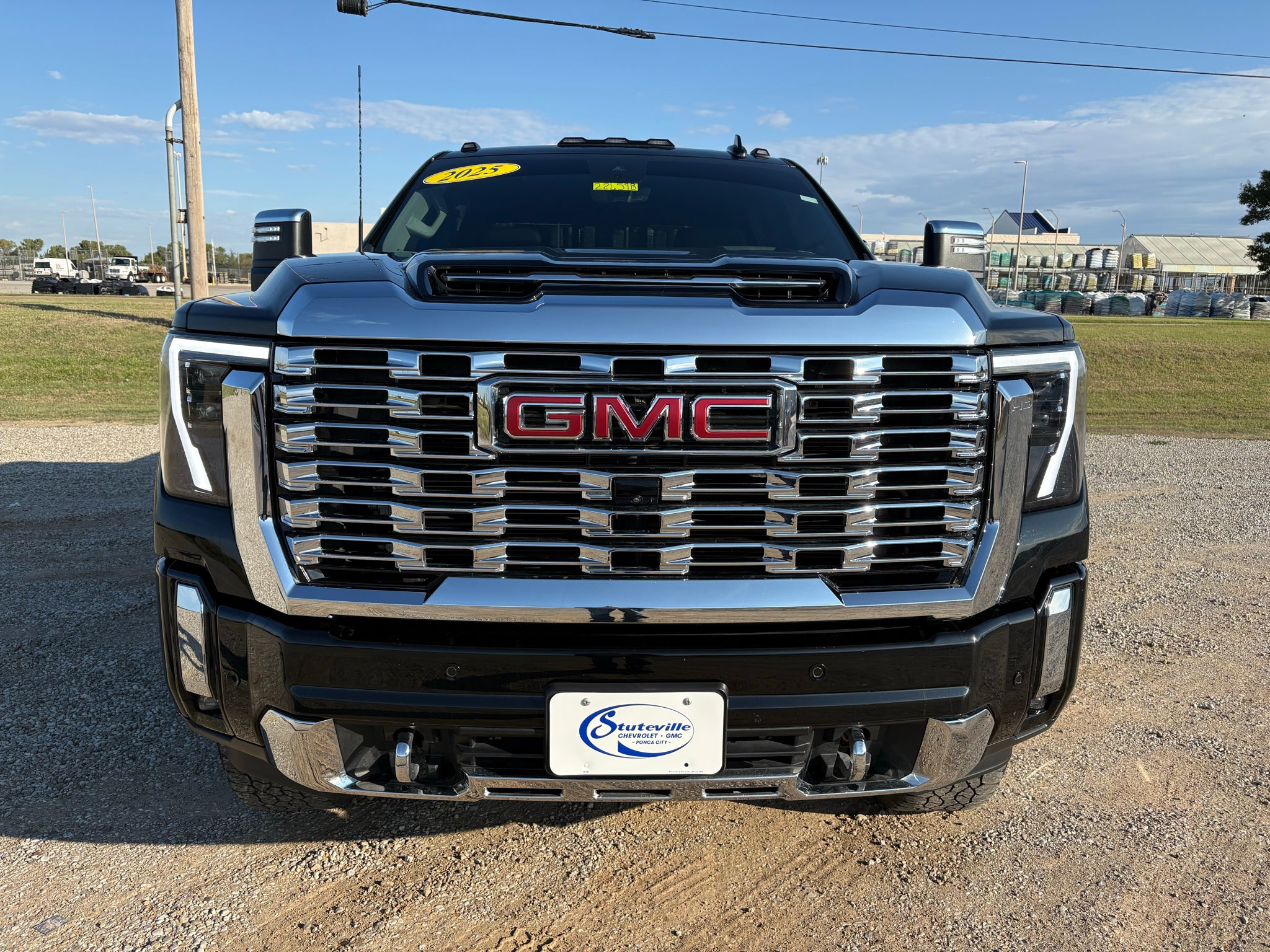 2025 GMC Sierra 2500 HD Denali
