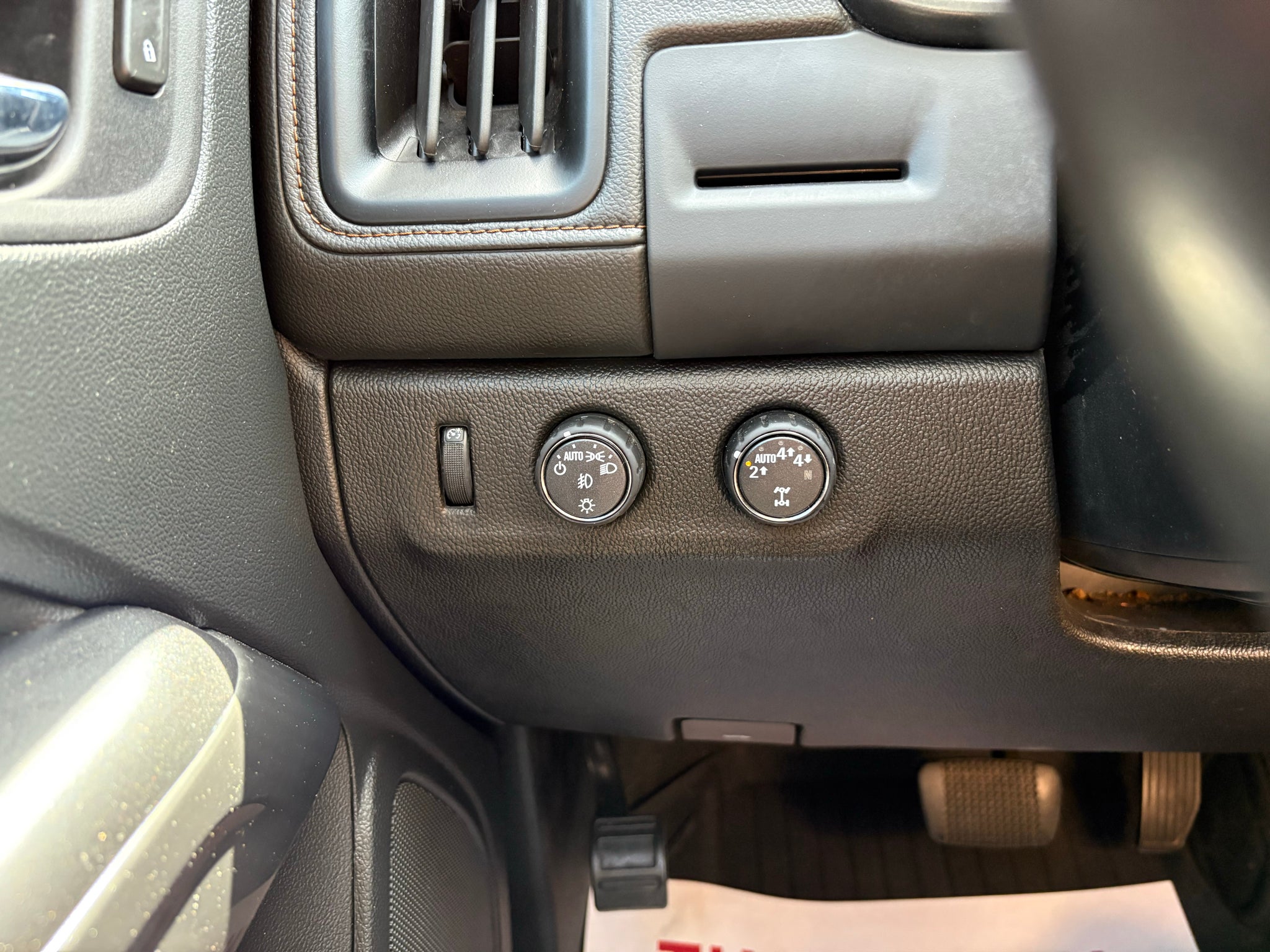 2022 GMC Canyon 4WD AT4 w/Cloth