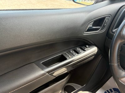 2022 GMC Canyon 4WD AT4 w/Cloth