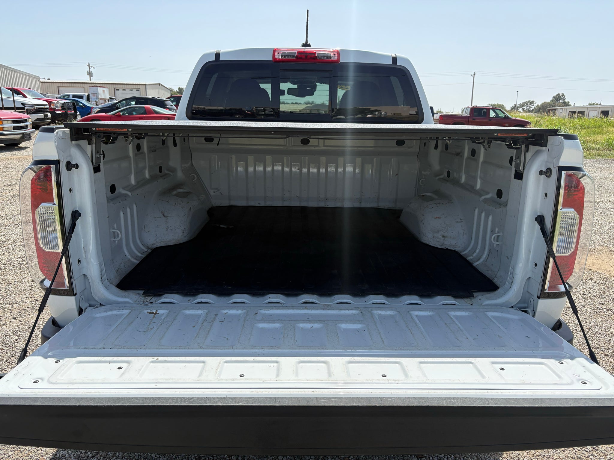2022 GMC Canyon 4WD AT4 w/Cloth