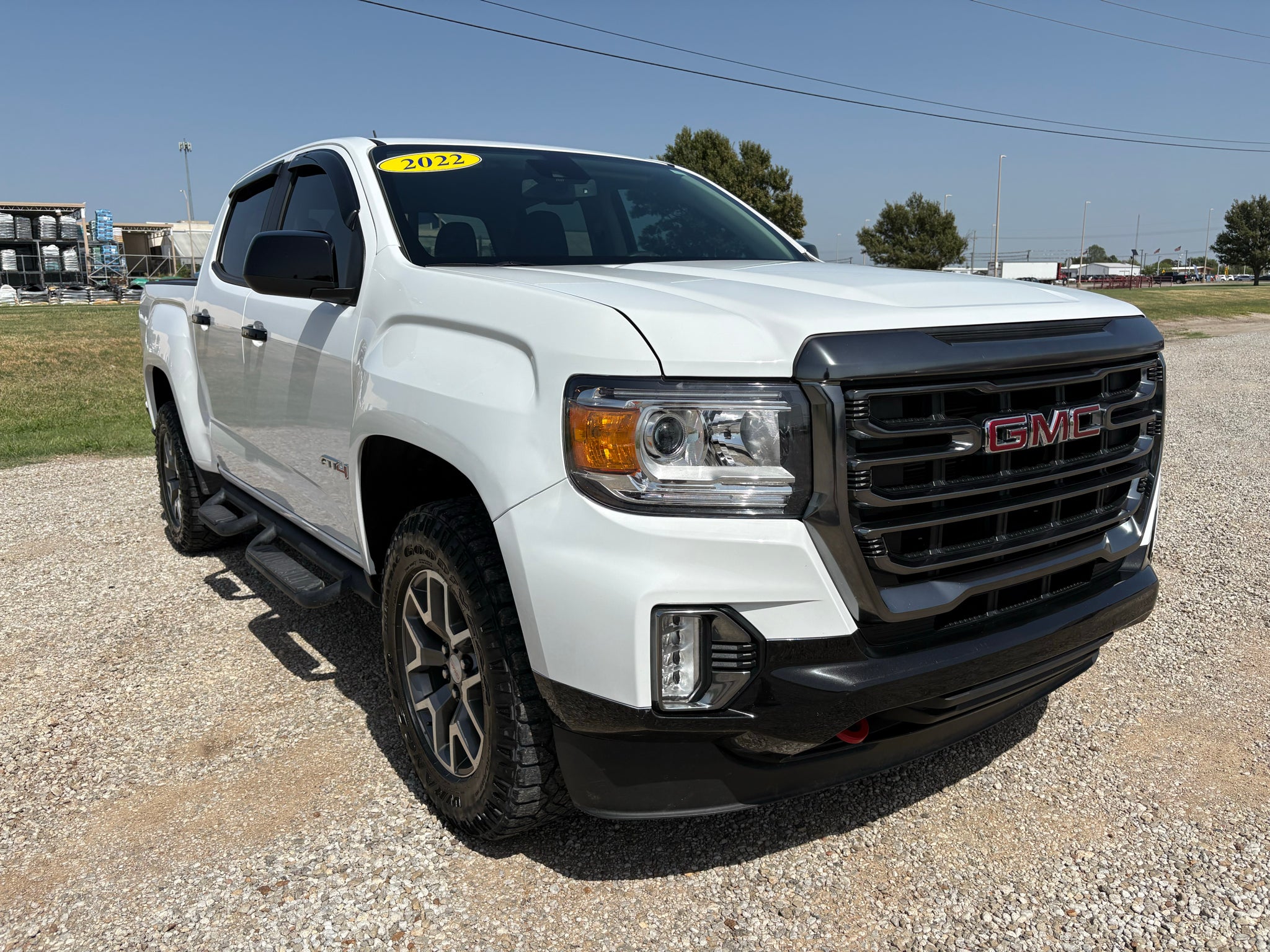 2022 GMC Canyon 4WD AT4 w/Cloth