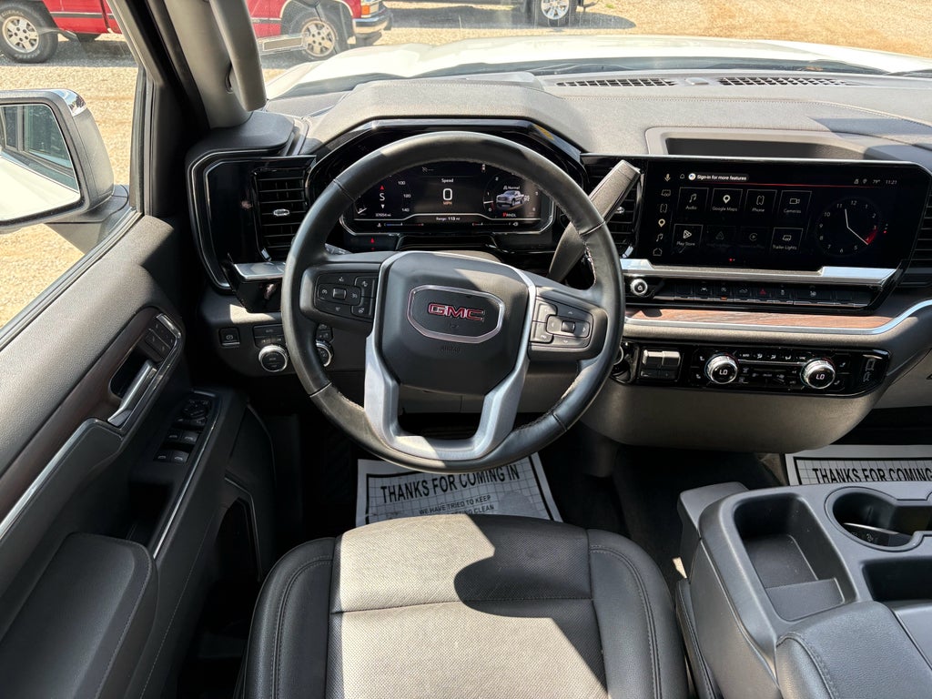 2025 GMC Sierra 1500 SLT