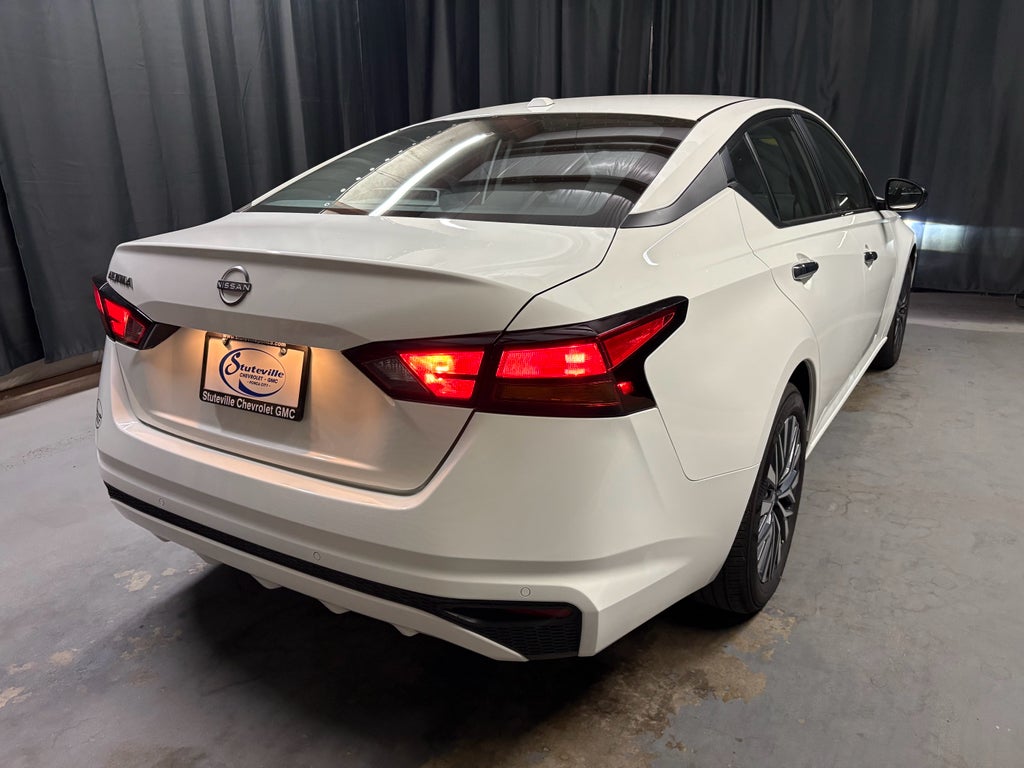 2025 Nissan Altima SV FWD