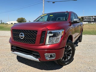 2019 Nissan TITAN PRO-4X
