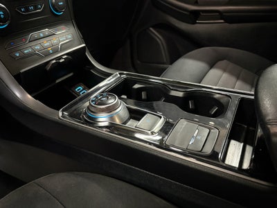 2020 Ford Edge SE