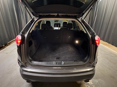 2020 Ford Edge SE