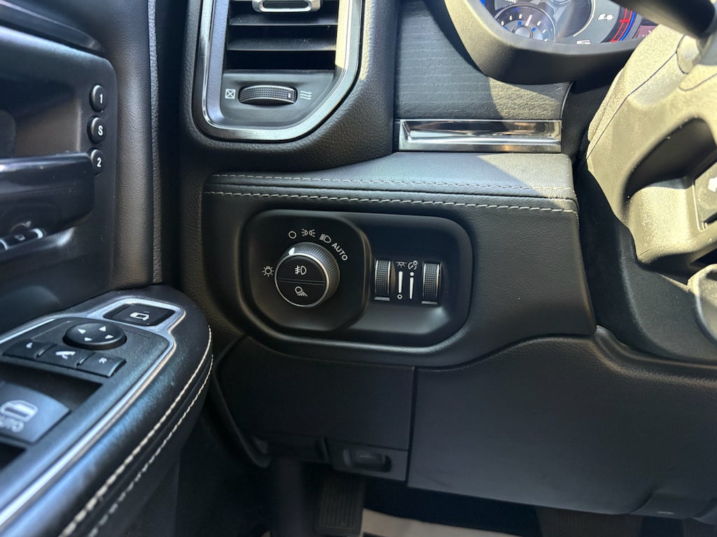 2022 RAM 2500 Limited Mega Cab 4x4 6'4" Box
