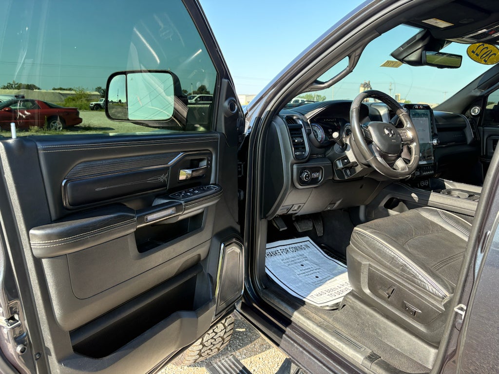 2022 RAM 2500 Limited Mega Cab 4x4 6'4" Box