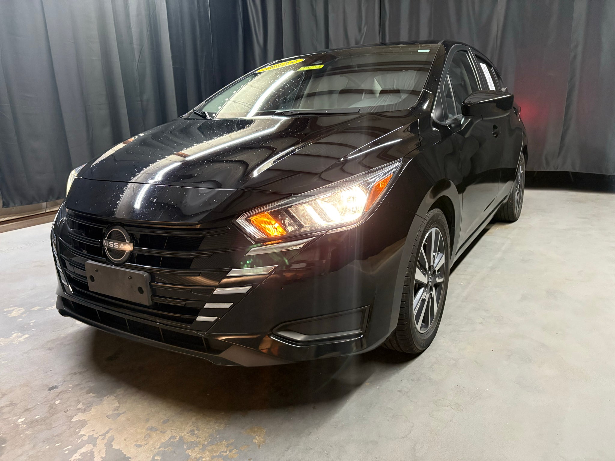 2023 Nissan Versa Sedan SV