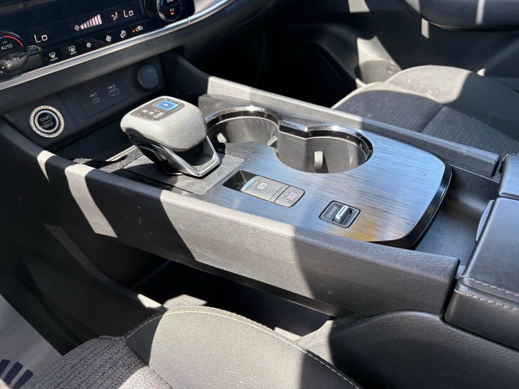 2021 Nissan Rogue SV FWD