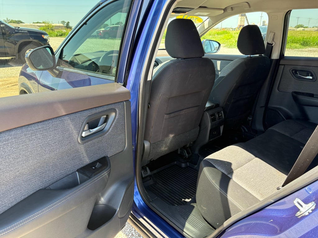 2021 Nissan Rogue SV FWD