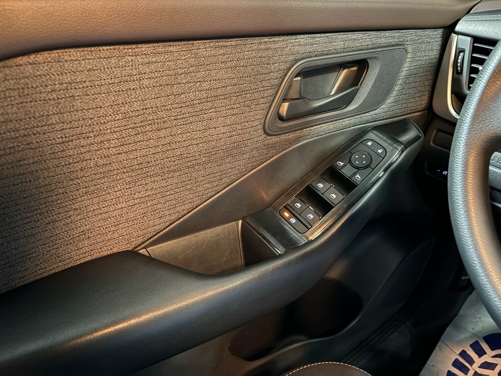 2023 Nissan Rogue S FWD