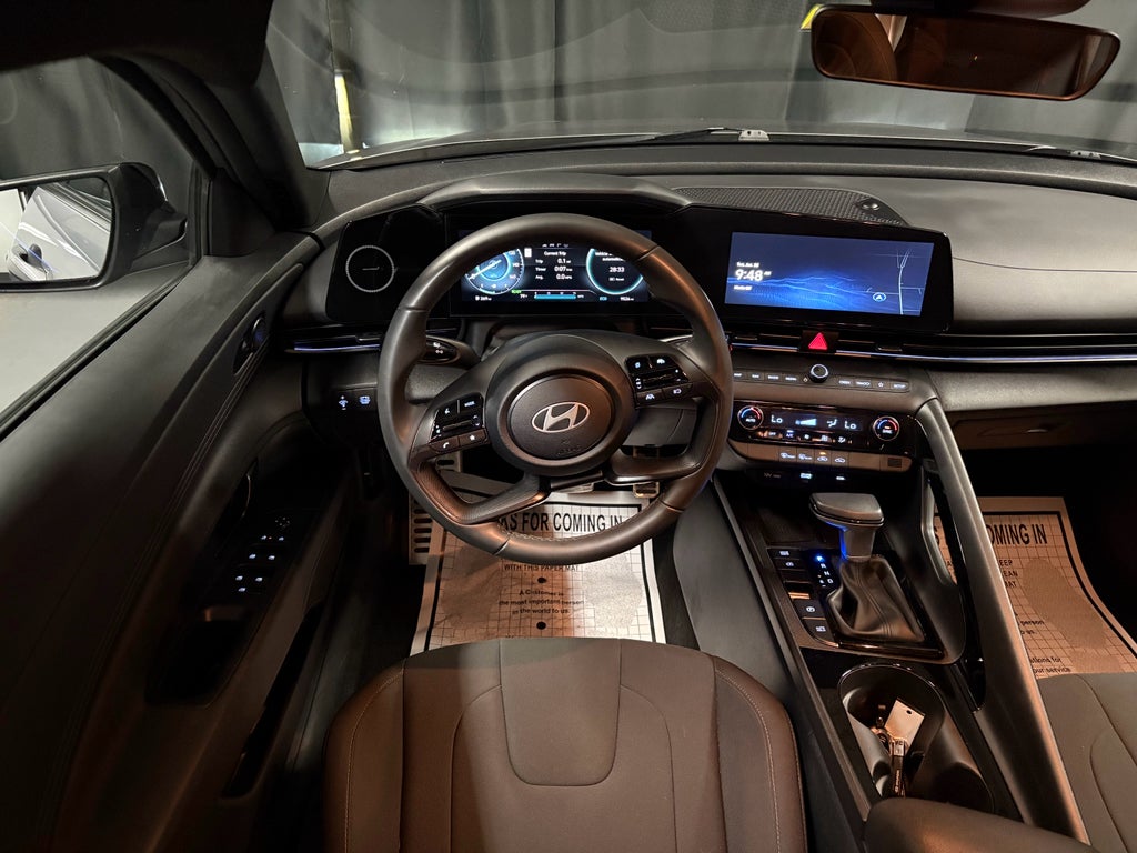 2025 Hyundai Elantra Hybrid SEL Sport